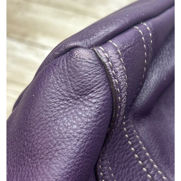 Tignanello Purple Leather Purse Handbag Shoulder Bag - Picture 10 of 16